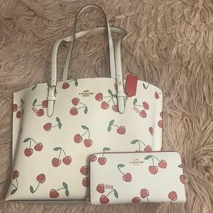 Coach purse and wallet from summer 2023 collection.